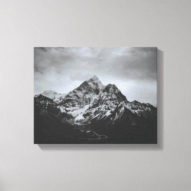 Svart och vit snöig bergsbild på duk canvastryck (Framsida)
