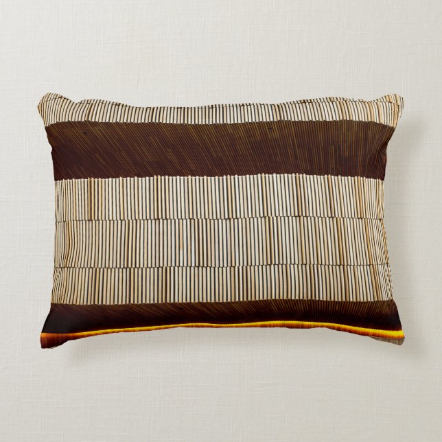 Svart och vit strimlad textilvara prydnadskudde (Framsidan)