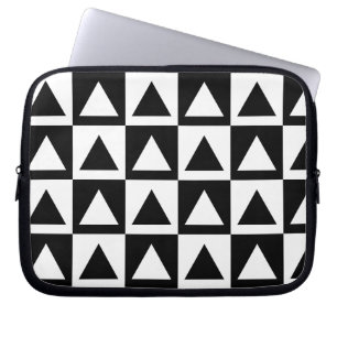 Svart och vit triangelgeometrisk form mönster laptop fodral