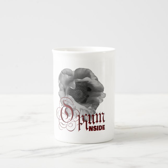 Svart och vit vallmo "Opium Inside" Benporslin Mugg (Framsidan)