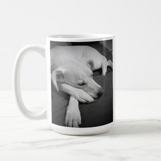Svart och vitt foto av en vacker Hund Kaffemugg (Vänster)