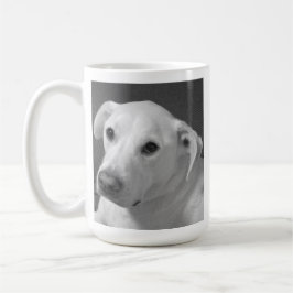 Svart och vitt foto av en vacker, själlös Hund Kaffemugg