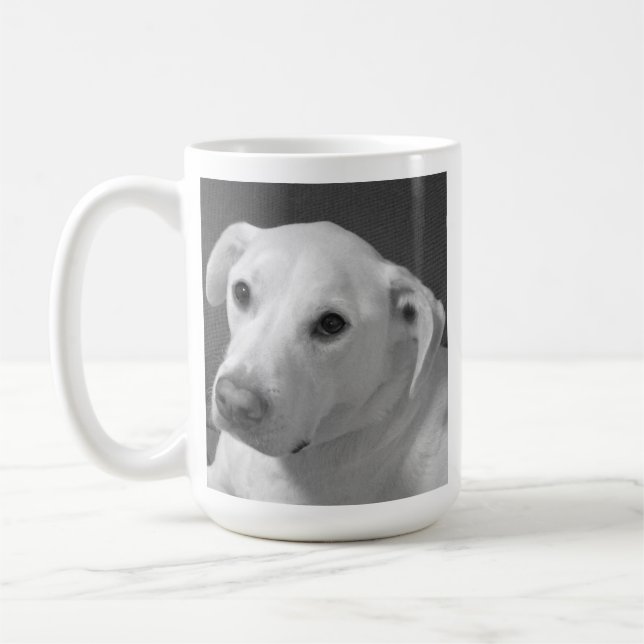 Svart och vitt foto av en vacker, själlös Hund Kaffemugg (Vänster)