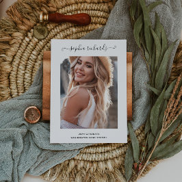 Svart och vitt foto Student med enkel och Snyggt Meddelande