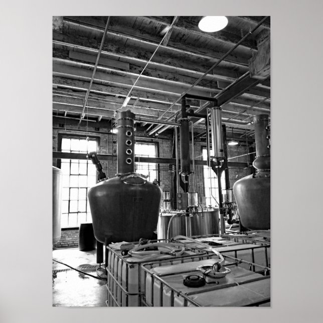 Svart och vitt fotodestilleri poster (Framsidan)