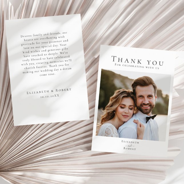 Svart och Vitt Minimalistiskt Bröllopsfoto Tack Kort (Black and White Minimalist Wedding Photo Thank You Card on a sunny neutral dry palm leaf.)
