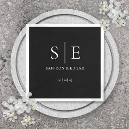 Svart Och Vitt Modernt Monogram Bröllop Pappersservett