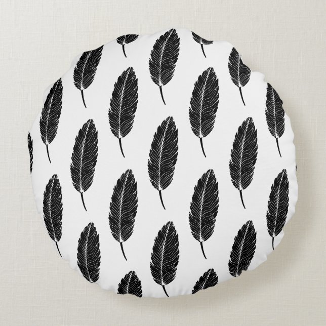 Svart och vitt, Rustic Feather Linocut Rund Kudde (Baksidan)