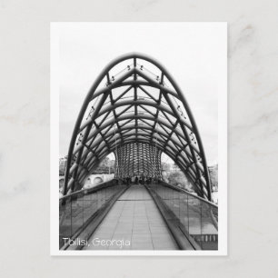 Svart och vitt vykort för stadskörning - Bridge i