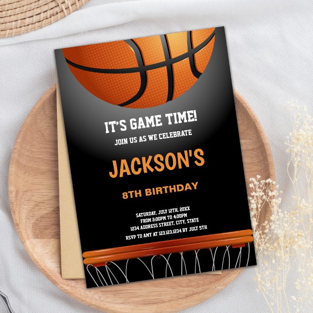 Svart Orange Basketball Birthday-inbjudan Inbjudningar (Black Orange Basketball Birthday Invitations)