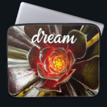 Svart Orange Cactus Succulent Photo Dream Script Laptop Fodral<br><div class="desc">Cacti blomstrar i den härligaste öknen villkor. Drömmen om soliga dagar och den fredliga stämningen i en sommarträdgård när man användor den här fantastiska fotografiet neopren laptop sleeve. Laptop sleeve finns i tre storlekar: 15, 13 och 10 tum. Gör en underbar gåva till någon speciell! Du kan enkelt anpassa den...</div>
