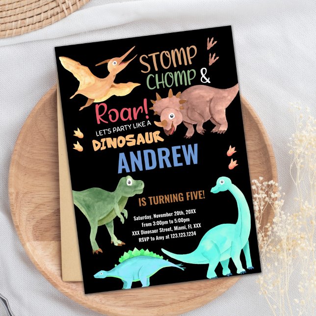 Svart Orange Grönt Dinosaur Birthday-inbjudningar Inbjudningar (Black Orange Green Dinosaur Birthday Invitations)