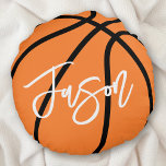Svart orange i basketboll, eget namn rund kudde<br><div class="desc">Runda kuddar med en basket i svart och orange och ditt namn i vitt. Alla färg är anpassade i designen verktyg.</div>