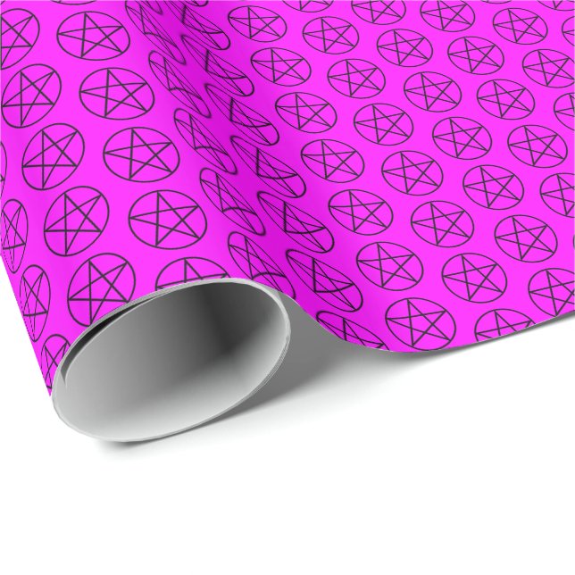 Svart Pentagram på Rosa Presentpapper (Rullad Hörn)