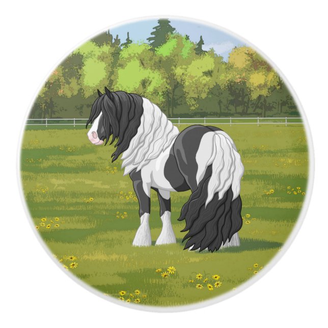 Svart Pinto Piebald Gypsy Vanner Draft Hors Knopp (Framsidan)