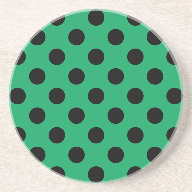 Svart polka dots på färsk grönt underlägg (Framsidan)