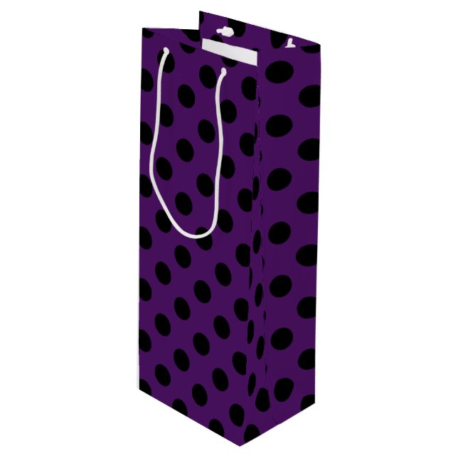 Svart polka dots på plommonets lila (Framsidan Vinklad)