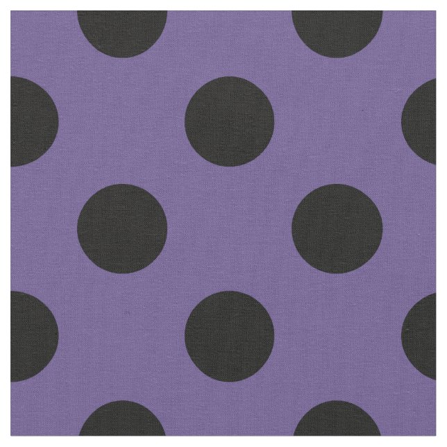 Svart polka dots på ultraviolett tyg (Närbild)