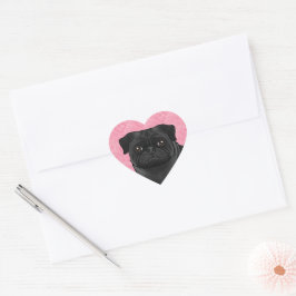 Svart Pug Hund Huvud Närbild På Rosa Kärlekshjärta Hjärtformat Klistermärke