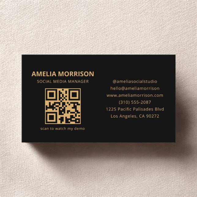 Svart QR-kod för Guld-minimalistisk Professionell Visitkort (Skapare uppladdad)