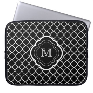 Svart Quatrefoil med monogramen Laptop Sleeve