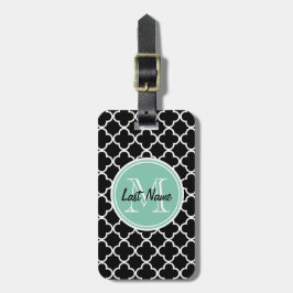 Svart Quatrefoil mönster, grön Monogram för Mint Bagagebricka