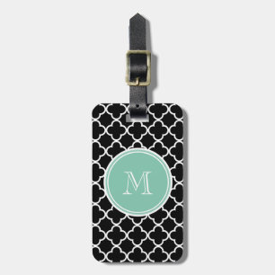 Svart Quatrefoil mönster, grön Monogram för Mint Bagagebricka
