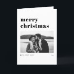 Svart Retro-foto med fetstil, God jul Helgkort<br><div class="desc">God Jul! Skicka ditt helgdag till familj och vänner med anpassadet ett modernt julkort. Den har återformig typografi med Julgran-accent. Anpassa det här fotokortet genom att lägga till egna helgdag. Detta svarta och vita julkort finns i andra färg.</div>