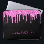 Svart rosa glitter dricks-gnistra-skript laptop fodral<br><div class="desc">En elegant, gigantisk och glam laptop sleeve. Rosa, lila färgad färgad faux glitter drops. Chicens svarta bakgrund. Anpassa och lägg till ett namn, skrivet med ett stort modernt, handskript i stil med dekorationer. Rosa färgad brev. Om du bara vill behålla utslagen tar du bort exemplet namn lämnar du blankstegen eller...</div>