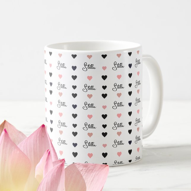 Svart/Rosa-justerade hjärtan med anpassat namn vit Kaffemugg (Skapare uppladdad)