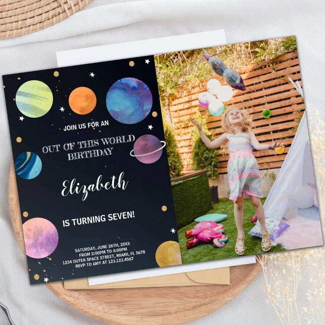 Svart Rymden-födelsedagsinbjudan med foto Inbjudningar (Black Outer Space Birthday Invitations with photo)