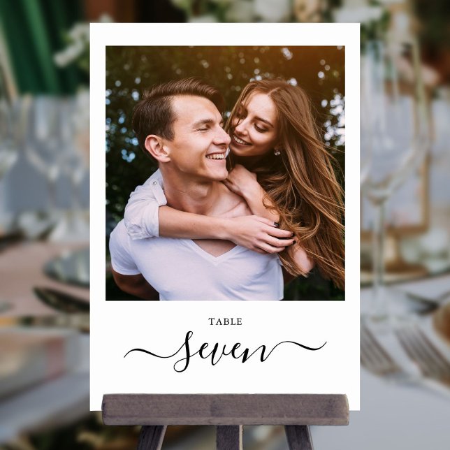 Svart skriptfoto med minimal Elegant Bordsnummer (Skapare uppladdad)