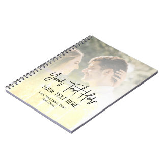 Svart skripttext med foto av Vintage Anteckningsbok