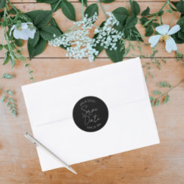 Svart styliserad Bröllop spara datum Runt Klistermärke