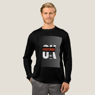 Svart T-shirt med långa ärmar och “Allt OK”