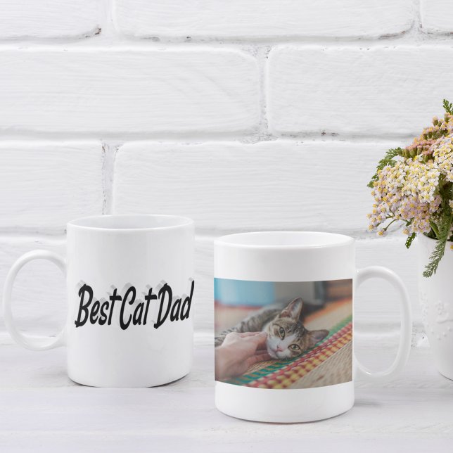 Svart text för bästa Kat Pappa-foto Kaffemugg (Skapare uppladdad)