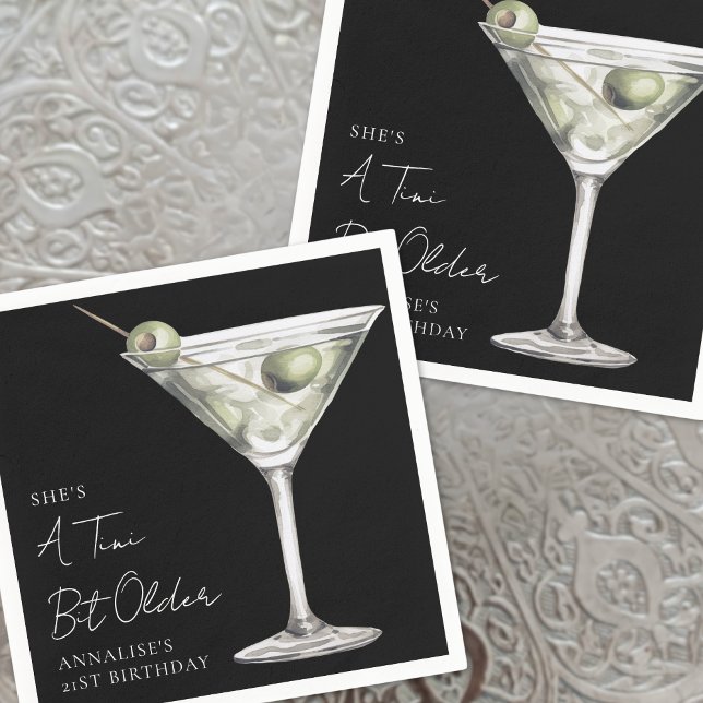 Svart Tini Bit Older Martini Födelsedag Pappersservett (Tini Bit Older Martini Birthday Napkins)