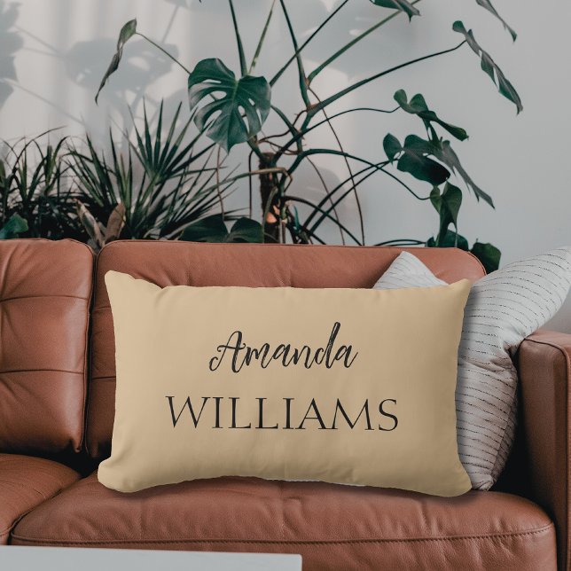 Svart Trendig Elegant förnamn efternamn | Tan Brow Lumbarkudde (Skapare uppladdad)