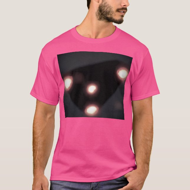 Svart triangel Ufo T Shirt (Framsida)