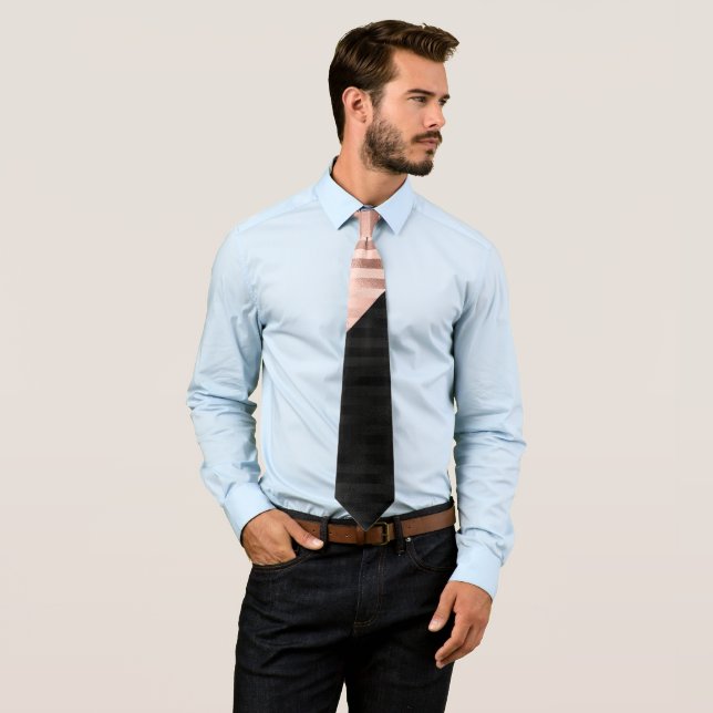 Svart triangeln Rosa ros i den moderna Chicen Guld Slips (In Situ)