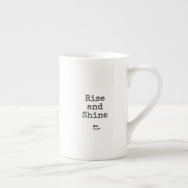 Svart typografifras Stiga upp och Shine Benporslin Mugg