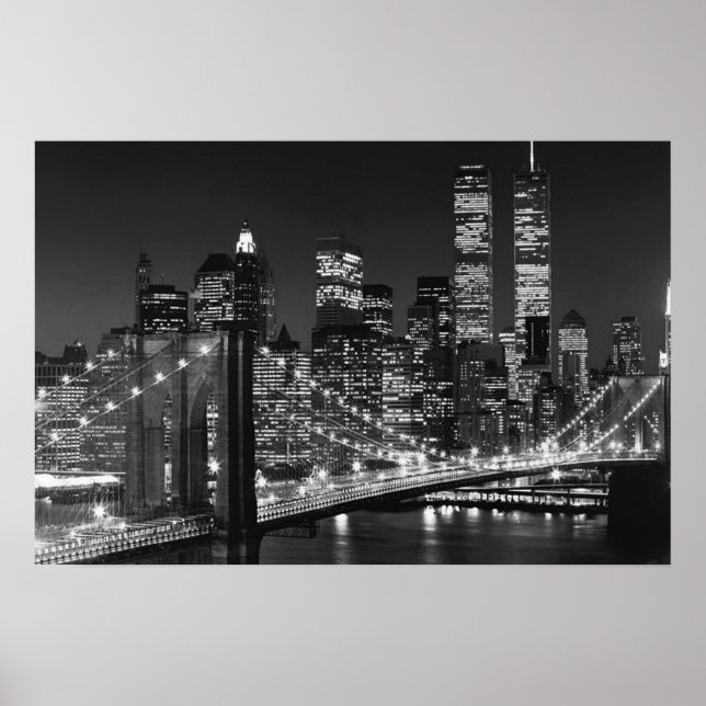Svart Vit Brooklyn Bridge New York Natt Affisch (Framsidan)
