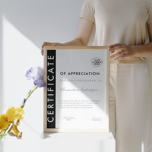 Svart vit Business Logotyp med enkelt certifikat (Simple Certificate Award Black White Business Logo)