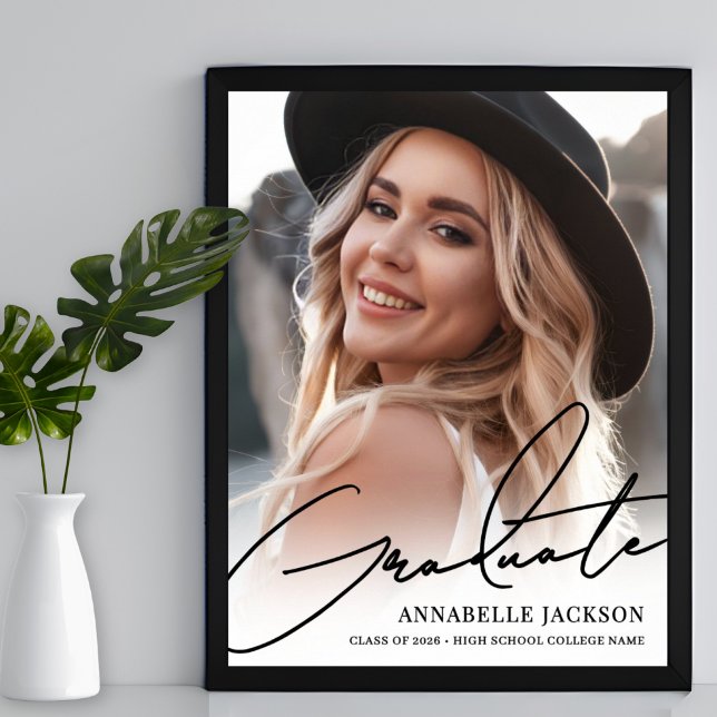 Svart Vit Enkel Foto Examen Fest Skylt (Black White Simple Photo Graduation Party Sign)