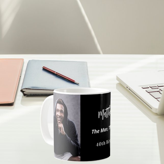 Svart, vit fotoman myth legend från födelsedagen kaffemugg (Skapare uppladdad)