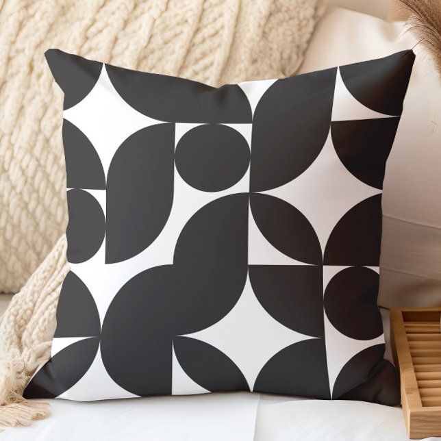Svart Vit Geometrisk Abstrakt Mid Century Modern Kudde (Skapare uppladdad)