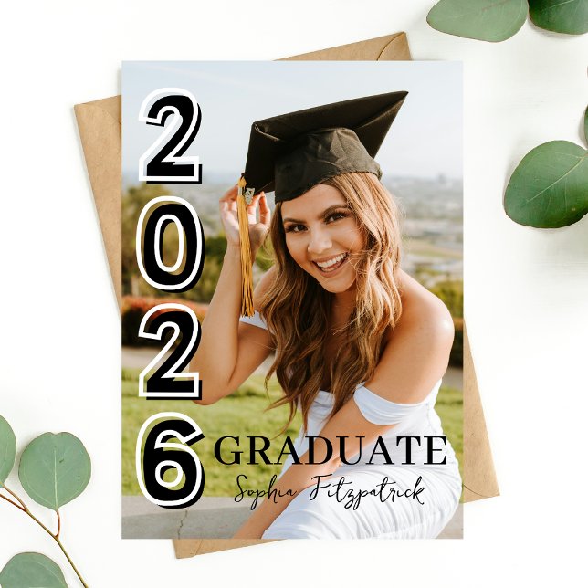 Svart & Vit Klass 2026 Foto Examen Inbjudningar (Black & White Class of 2026 Photo Graduation Invitation)
