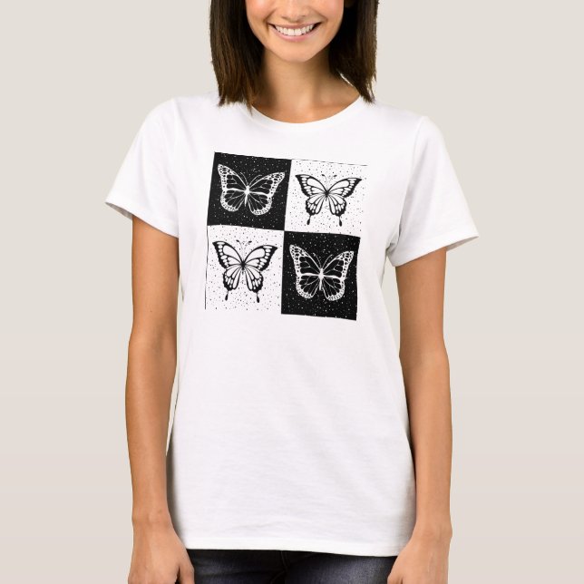 Svart, vit, kontrollerad fjäril-design t shirt (Framsida)