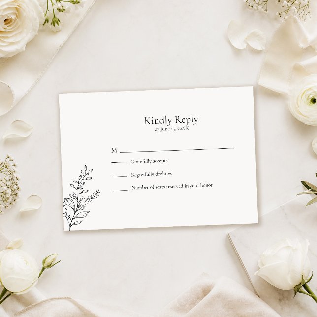 Svart & Vit Minimalistisk Linjearbetad Bröllops-RS OSA Kort (Black & White Minimalist Line Art Wedding RSVP Card on a wedding table with white flowers)