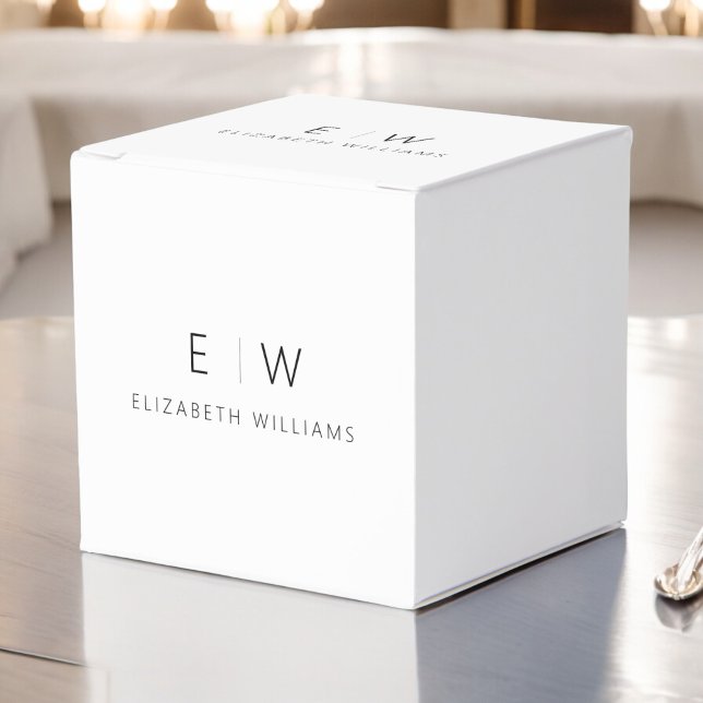 Svart Vit Modern Minimalist Monogram Namn Presentaskar (Skapare uppladdad)